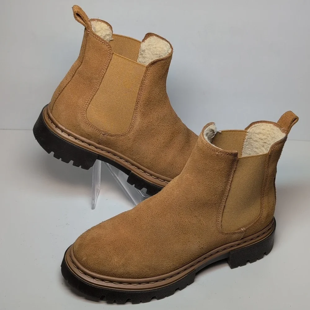 Danassa  lugged sole Chelsea suede boots women's size 6.5 EU 37 - Picture 10 of 16